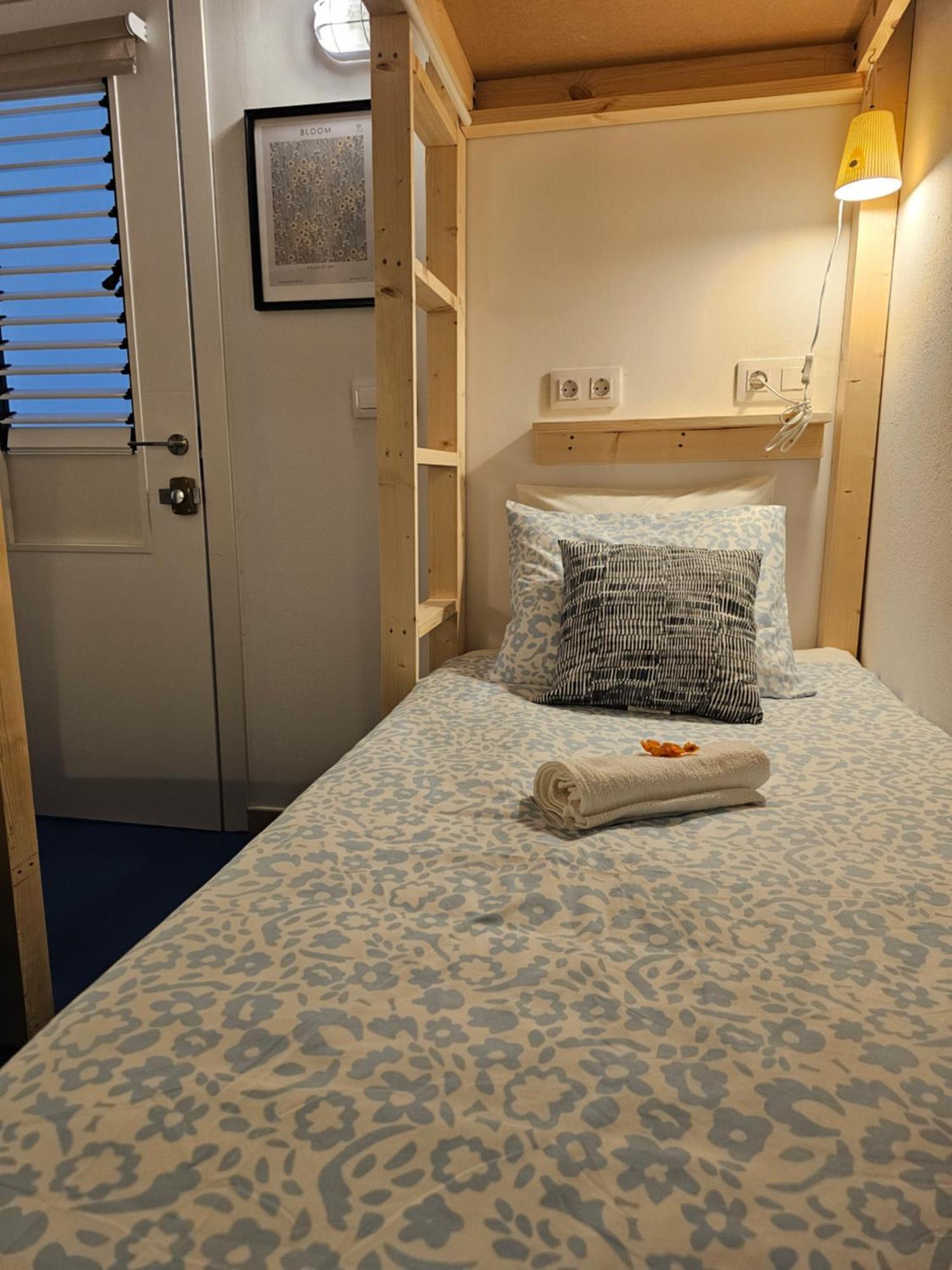 Fuerteventura Beach Vacations And Blue Mango Surf&Fitness Center At Charco Puerto del Rosario  Room photo
